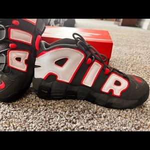 Air Untempo-New, Worn ONCE!!